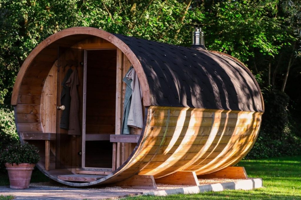 Hoe energiezuinig is een barrel sauna